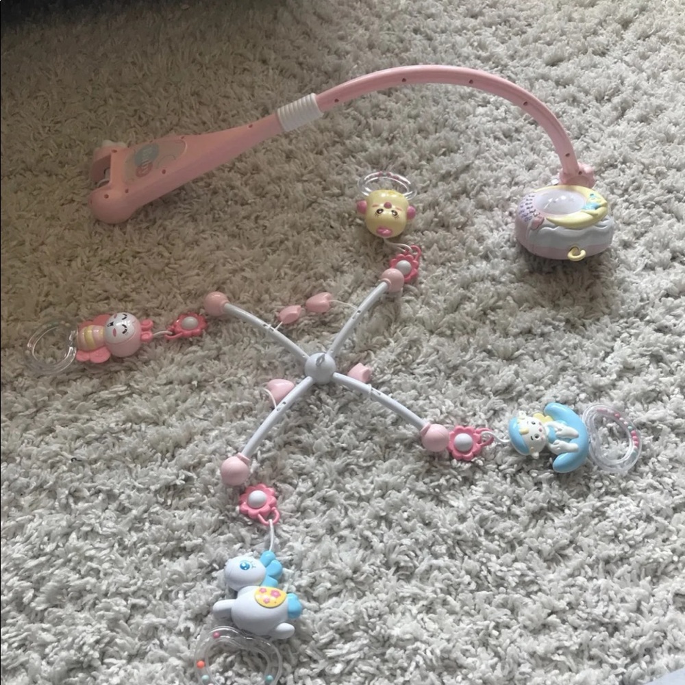 Baby musical crib mobile